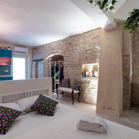 Appartement Cornelia Cave Cozy Studio In The Center Of *