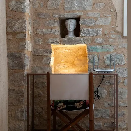 Appartement Cornelia Cave Cozy Studio In The Center Of
