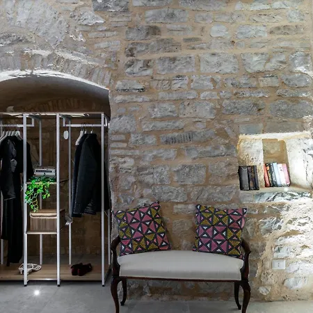 Cornelia Cave Cozy Studio In The Center Of Appartement *